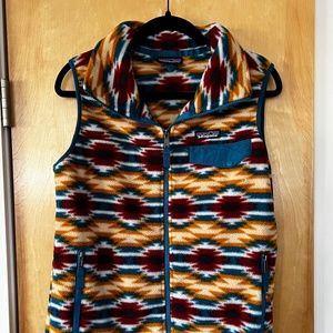Patagonia Women’s Sychilla Snap T Fleece Vest (Desert Aztec)